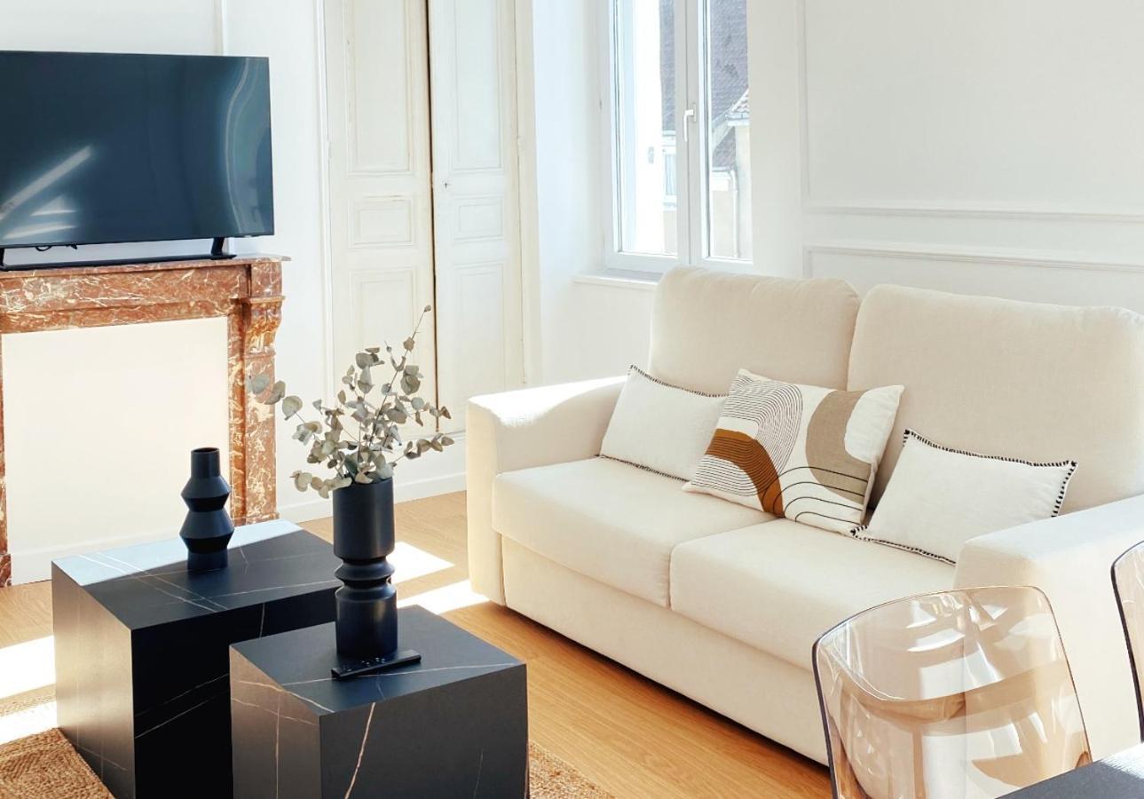 Le Haussmann ⸱ Stationnement Gratuit ⸱ Fibre Lejlighed Déols Eksteriør billede